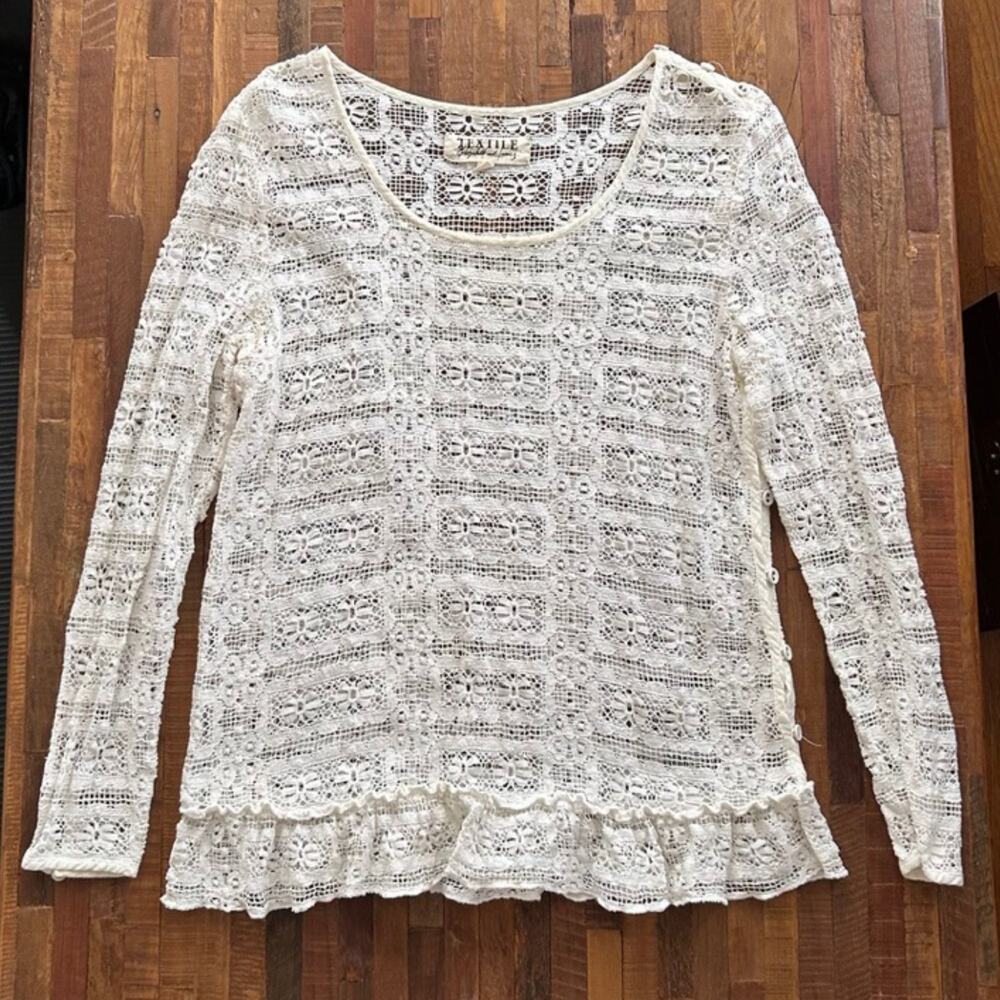Elizabeth and James Lace Crochet Blouse, Size Small
